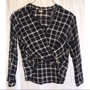 Hollister Cropped Front Plaid Shirt